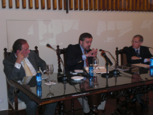 Lee más sobre el artículo Vídeos de la Conferencia de Gustavo de Arístegui «La situación política del Oriente cristiano» (León, 26-V-2011)