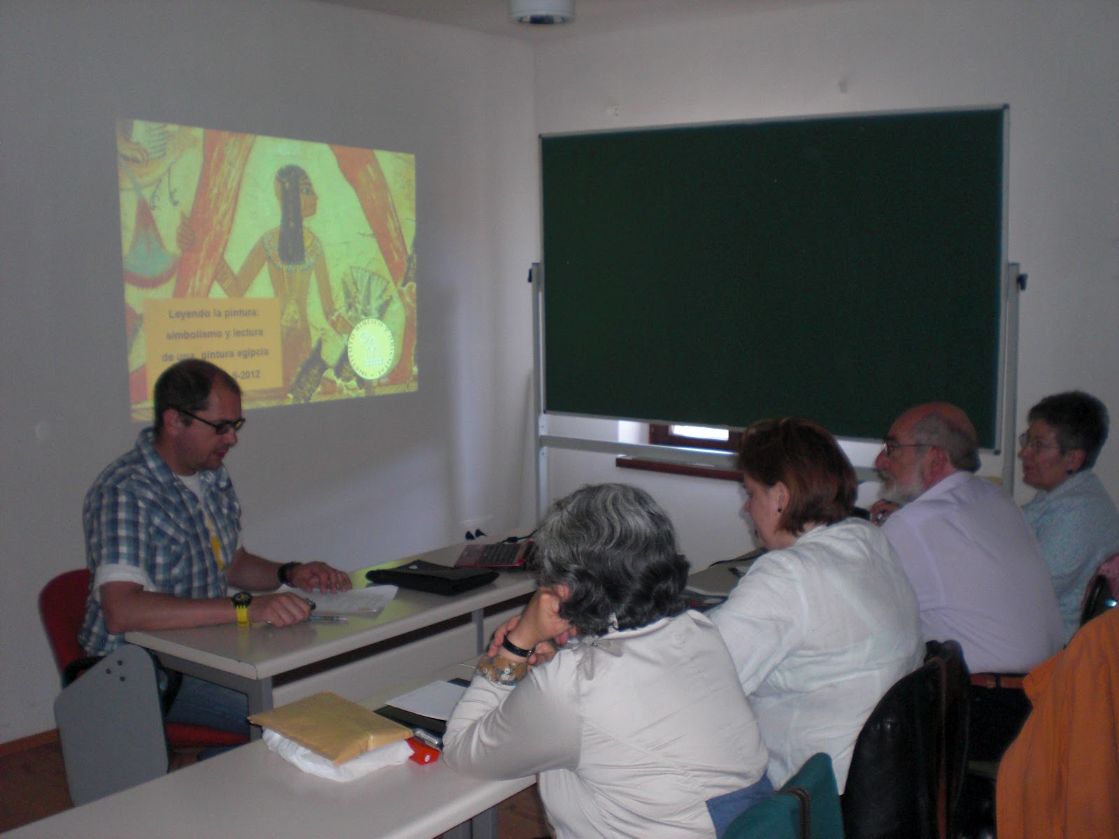Concluye en León el seminario de Nacho Ares «Cómo leer el arte egipcio»