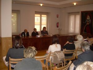 Lee más sobre el artículo Audio de la conferencia de D. Jesús García Recio sobre los orígenes del monoteísmo (León, 21-IV-2012)