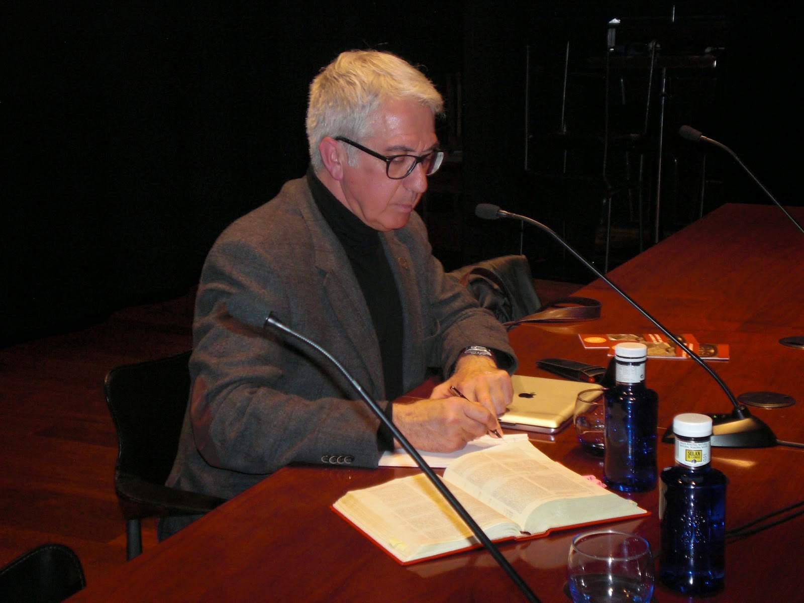 Vídeo de la conferencia «El relato de la Pasión según San Mateo» (León, 21-III-2014)